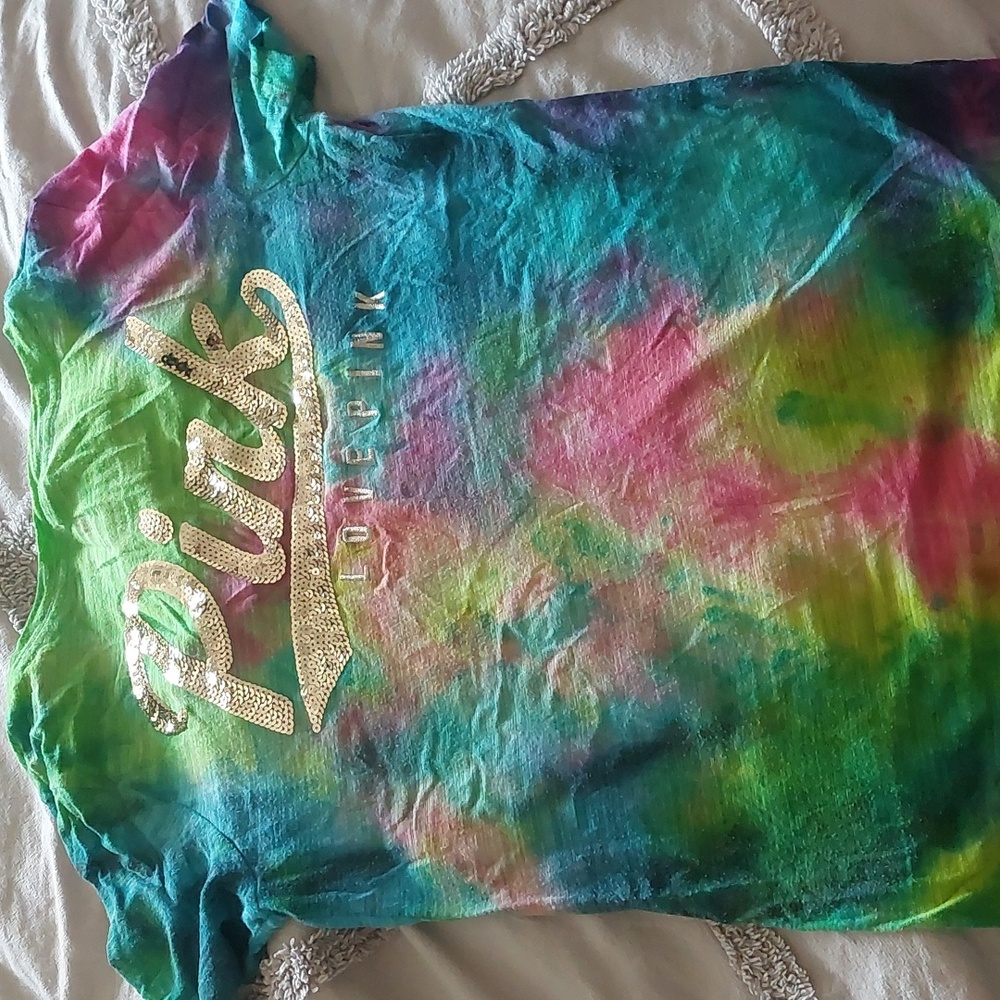 PINK tie dye v-neck